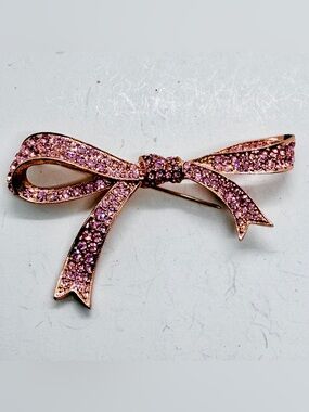 Kenneth Jay Lane KJL Designer Pink Pave Crystal Rhinestone Bow Brooch Pin 2.5”